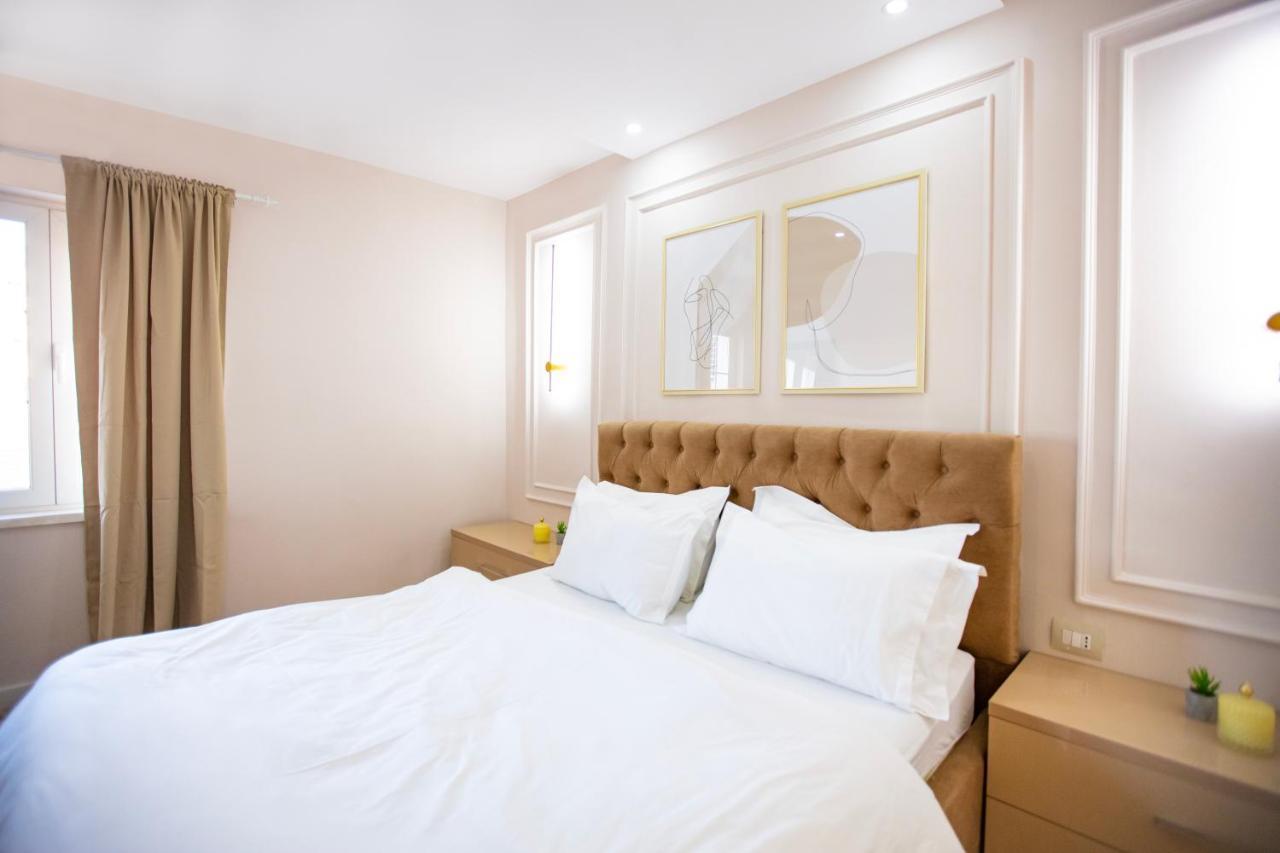 Center Modern App - The Nest Tirana