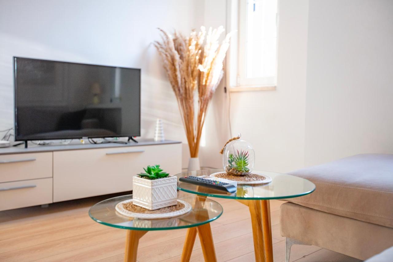 Center Modern App - The Nest Appartamento